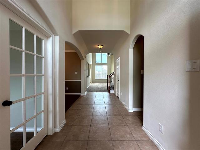 Building Photo - 9409 Fenway Dr
