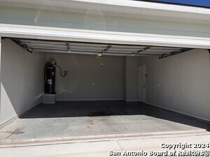 Building Photo - 634 Ashers Pl