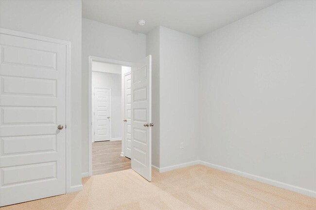Building Photo - 1296 Admiral Ave