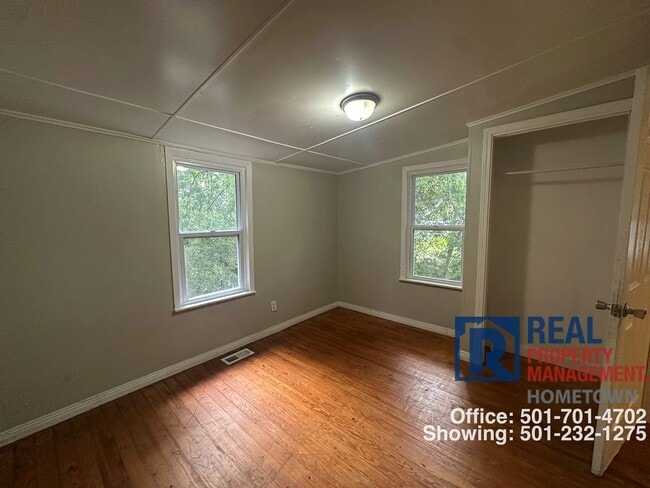 Building Photo - Nice home in Hot Springs School district!