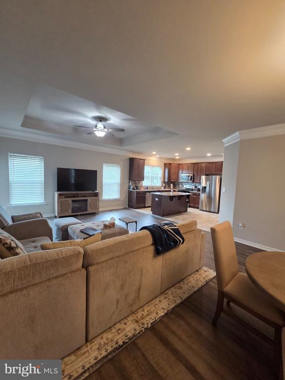 Building Photo - 31 Wavyleaf Dr