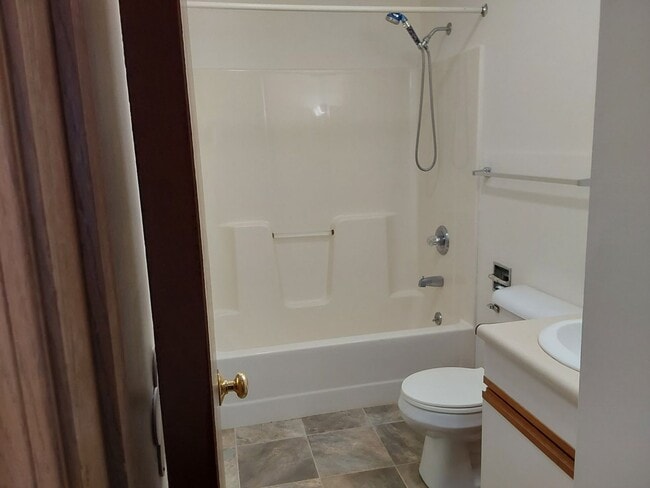 Building Photo - 501 Stacey Dr