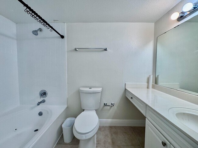 Building Photo - 8189 Severn Dr