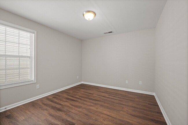 Building Photo - Immaculate 5bd 3bd Berewick home with many newly upgrades!