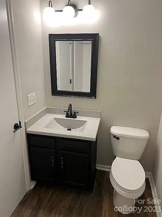 Building Photo - Room in Condo on Meadow Rose Ln