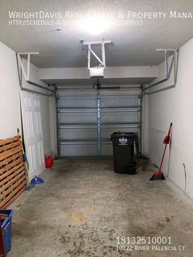 Building Photo - 10222 River Palencia Ct