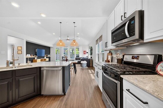 Building Photo - 12610 Northwood Colony Trl