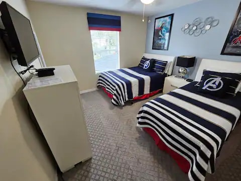 Building Photo - 2945 Banana Palm Dr