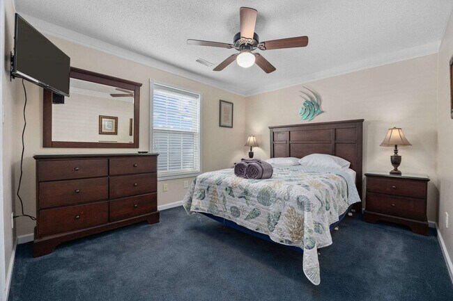 Building Photo - 113A S Yaupon Dr