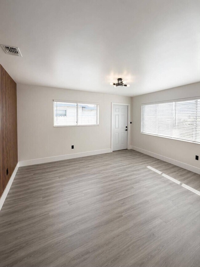 Building Photo - 2126 NW 47th Terrace