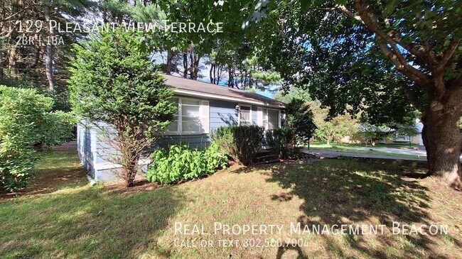 Building Photo - Bungalow for rent in Hartford, VT $2350 pl...