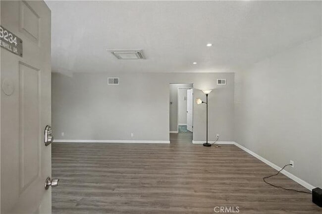 Building Photo - 3234 Kenhill Dr