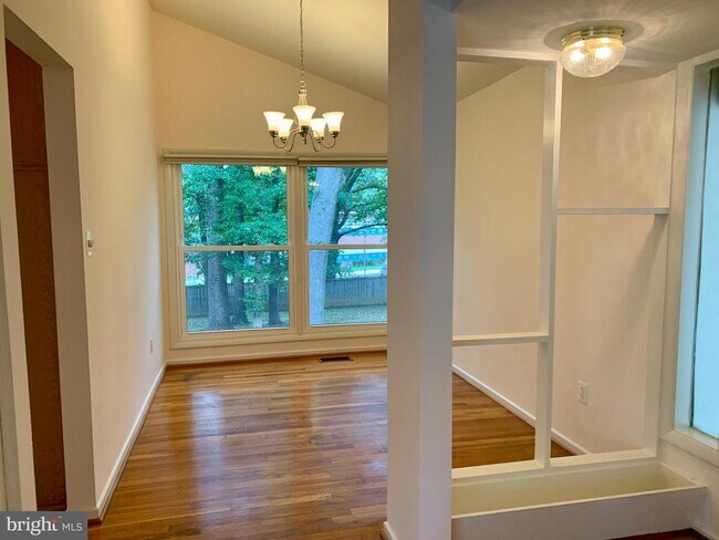 Building Photo - 2622 Occidental Dr