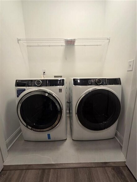 Building Photo - 1701 Wellborn Walk