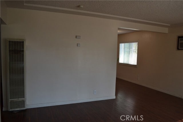 Building Photo - 5848 Robinson Ave