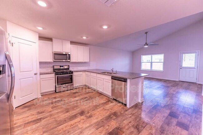 Building Photo - 14079 Coquina Blfs