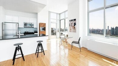 Building Photo - 2 bedroom in Long Island City NY 11109