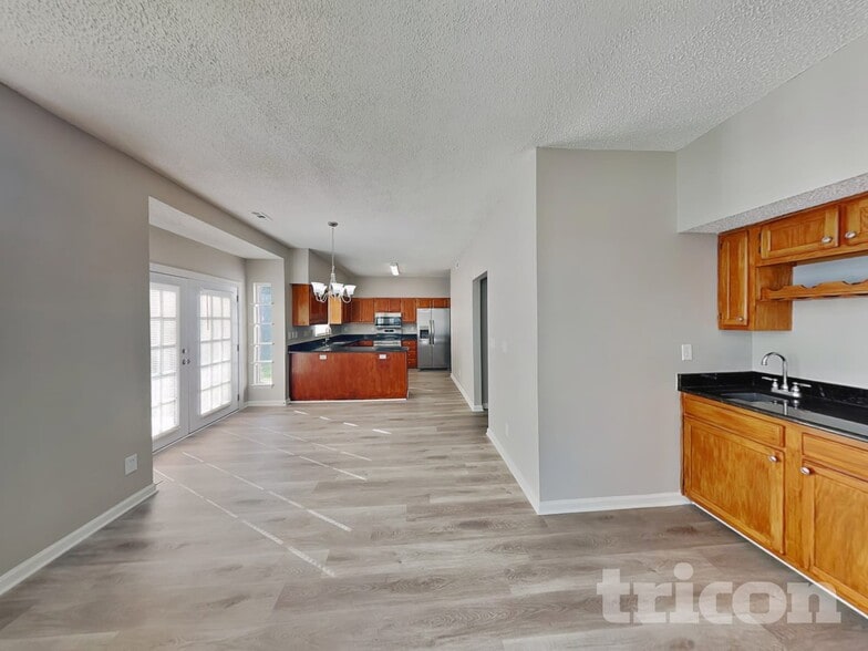 Building Photo - 2906 Laurel Wood Dr