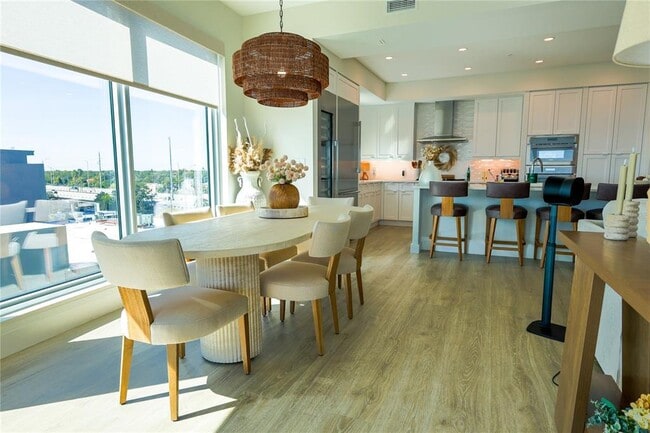 Building Photo - 2910 W Barcelona St