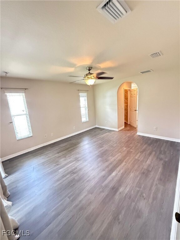Building Photo - 150 Plantation Dr