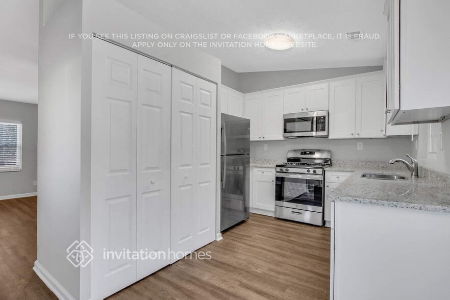 Building Photo - 1459 Meadowlark Dr