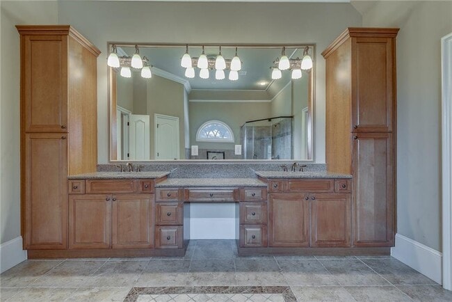 Building Photo - 3924 Sweat Creek Run NE