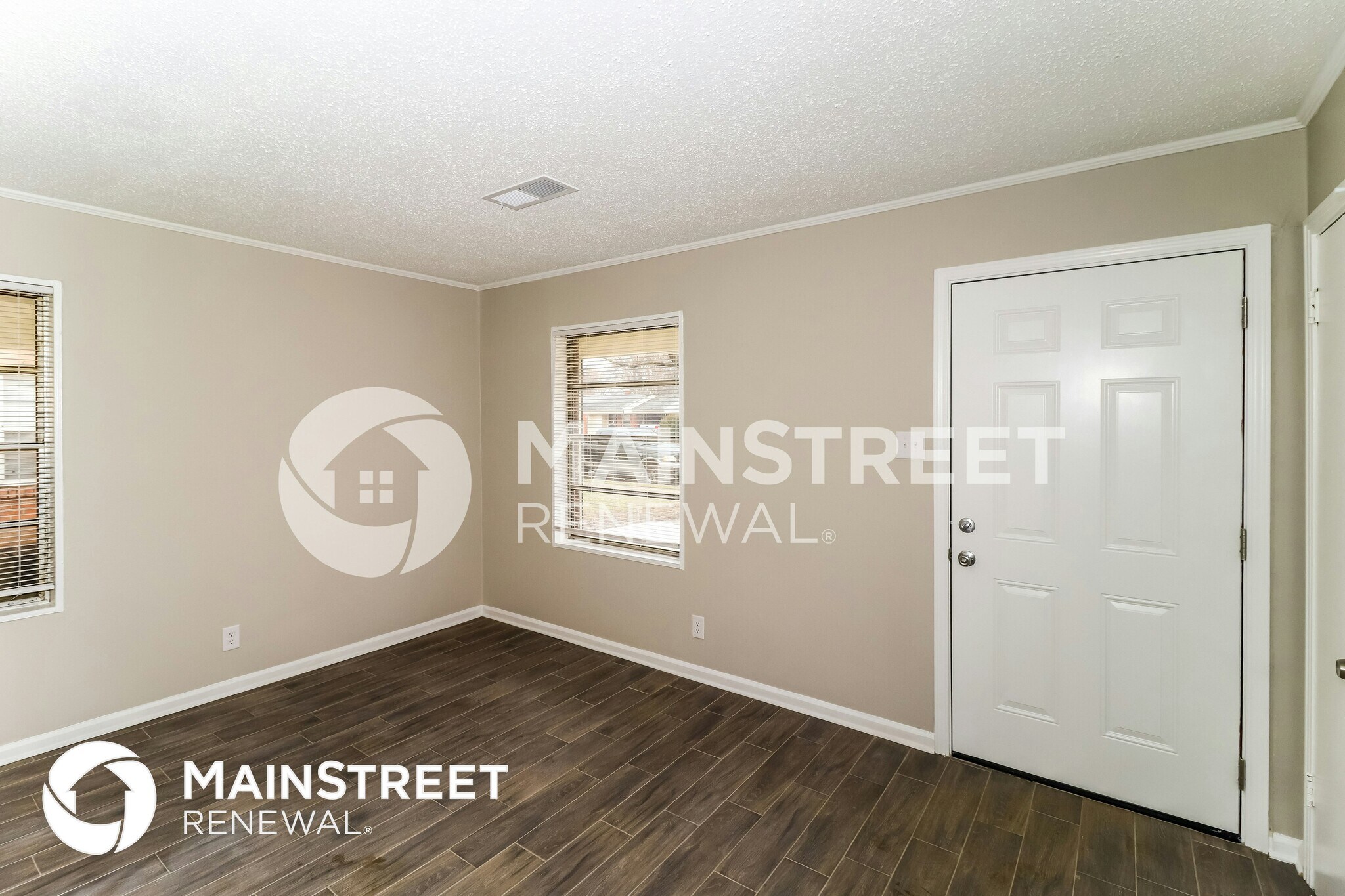 Building Photo - 4817 Durbin Ave