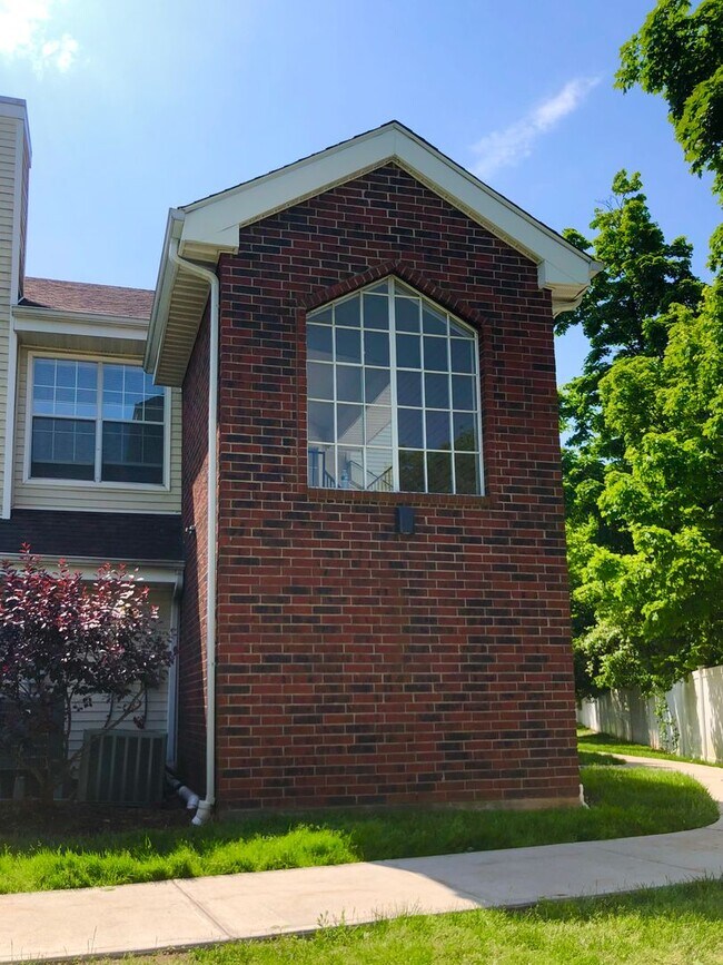 Building Photo - 298 Carriage Crossing Ln