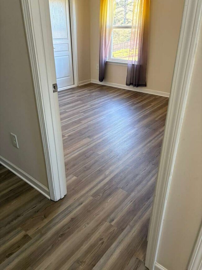 Building Photo - 4615 Fallow Ln