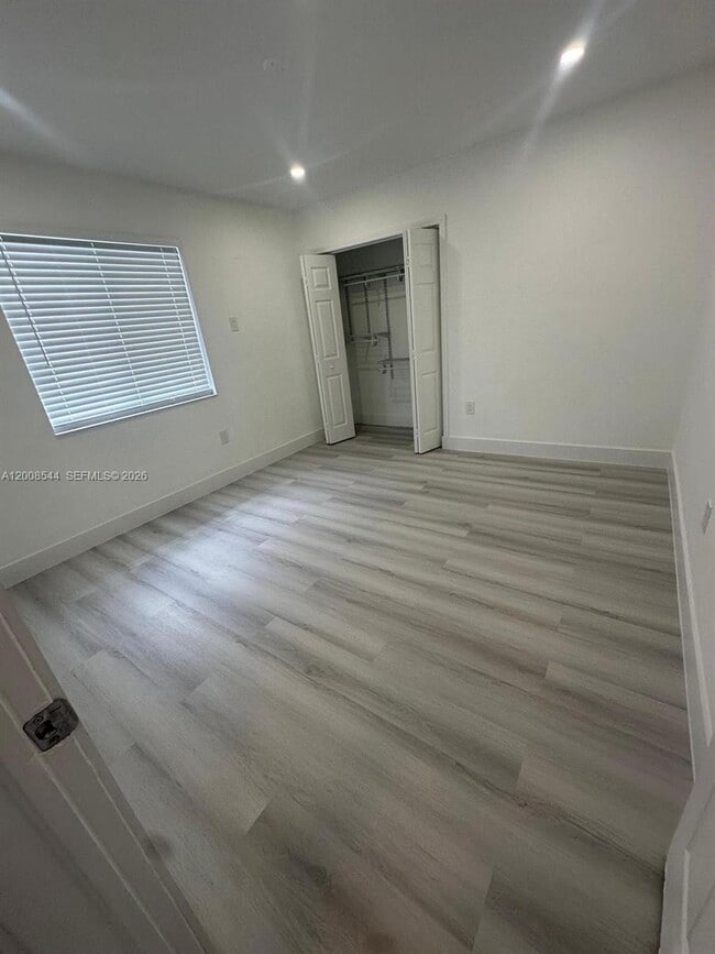 Building Photo - 1555 NW 34th St