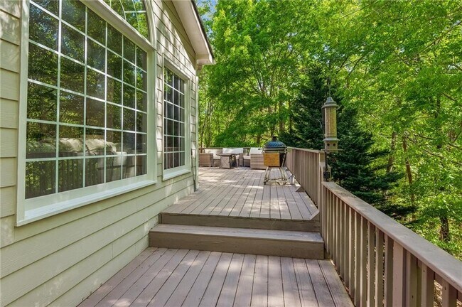 Building Photo - 4750 Spring Wood Trace