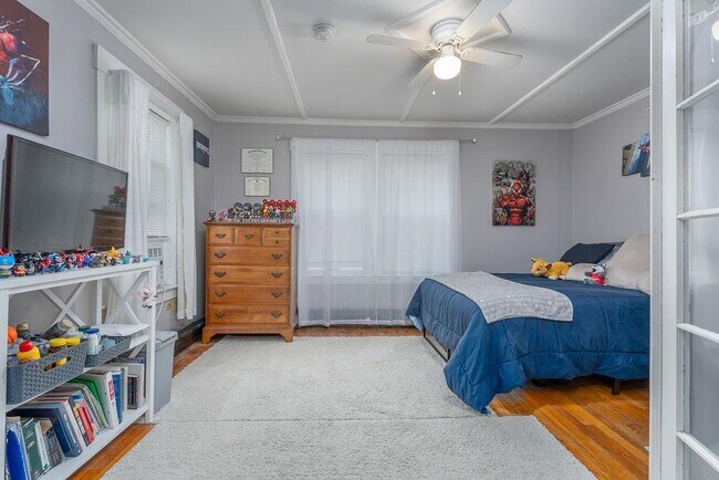 Building Photo - 9 Furbush St