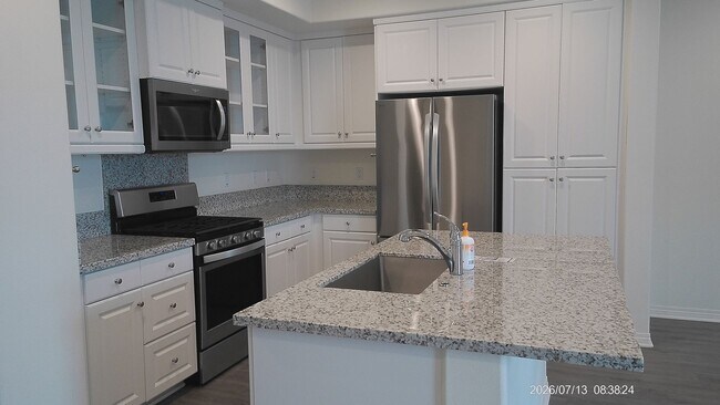 Building Photo - 502 Surfbird Ln