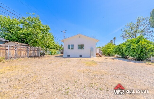 Building Photo - 25168 E 17th St