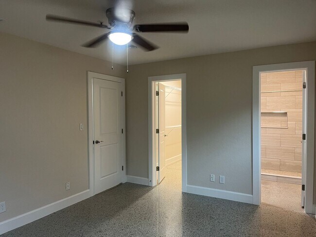 Building Photo - 8223 Le Mesa St