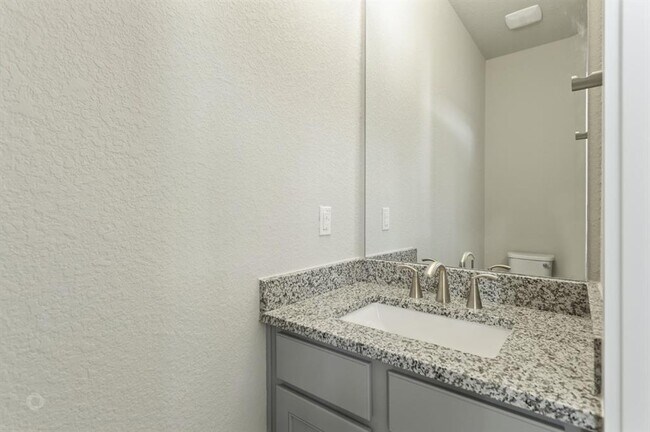 Building Photo - 12314 Maypole Bend