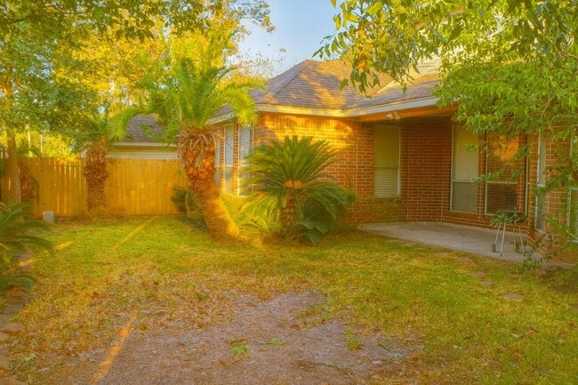 Building Photo - 3211 Cherry Forest Dr