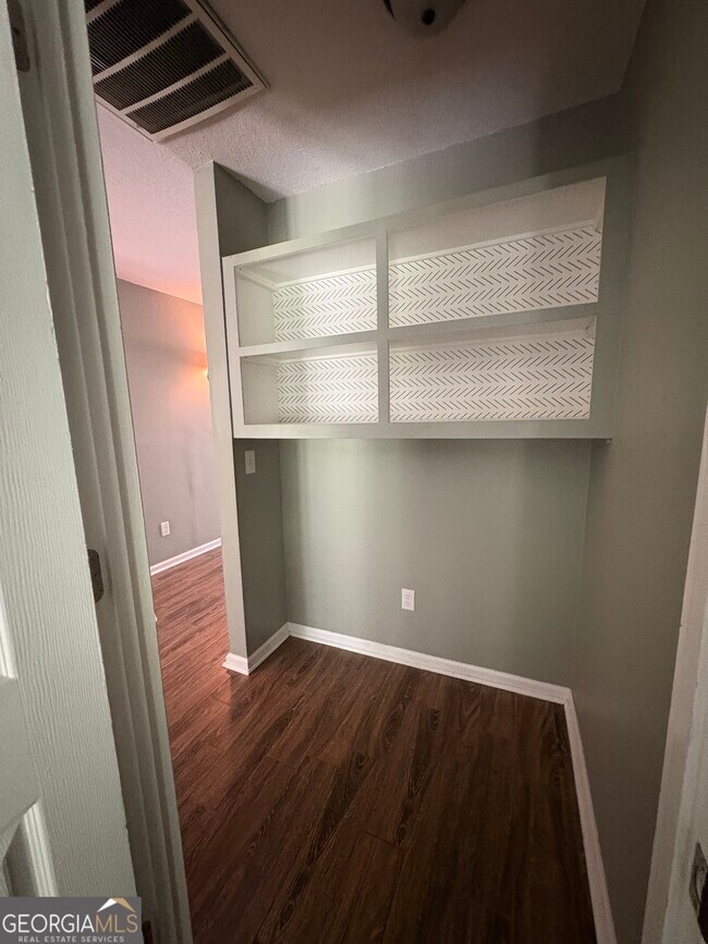 Building Photo - 112 Boxwood Ct