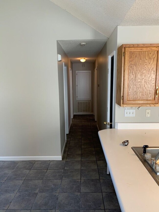 Building Photo - 3 bed 3 bath house! Water and Internet included!!