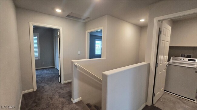 Building Photo - 4494 Lantern Point Ave