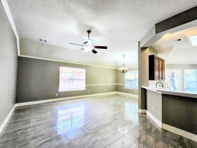 Building Photo - 159 S Delta Mill Cir