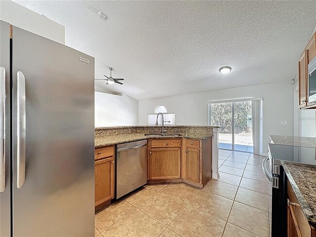 Building Photo - 413 Mulberry Ct