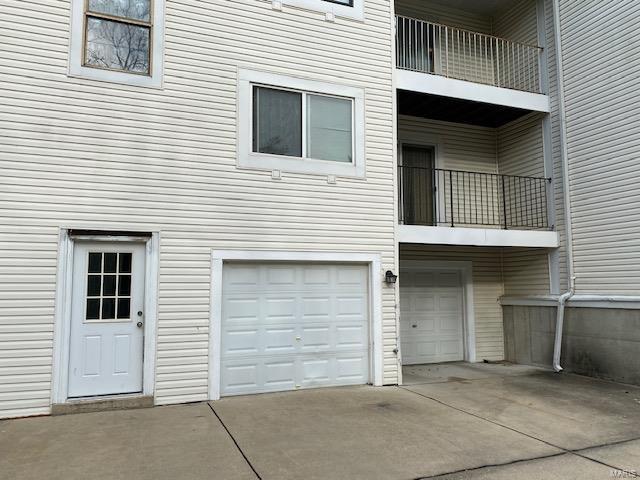 Building Photo - 6458 White Cap Ln