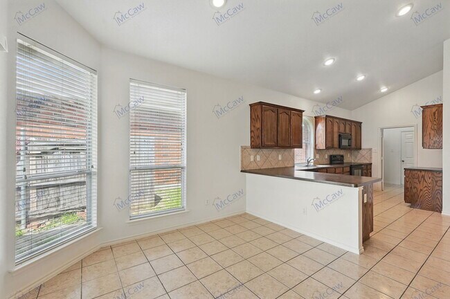 Building Photo - 6329 Mystic Falls Dr