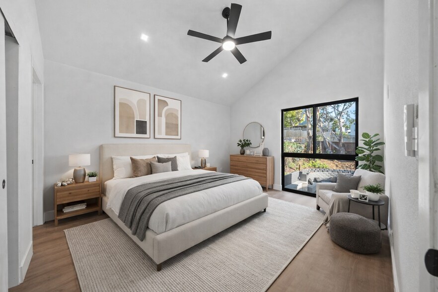 Building Photo - 2029 Del Mar Heights Rd