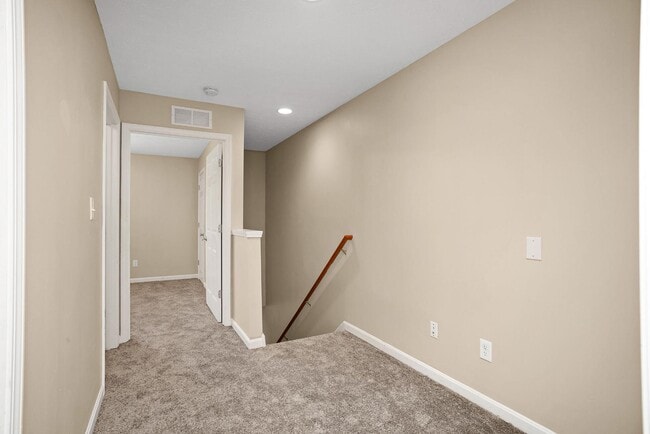 Building Photo - 6694 S Wilson Rd