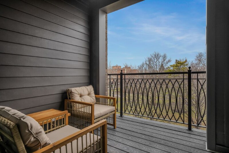 Building Photo - 65 S Washington Ave