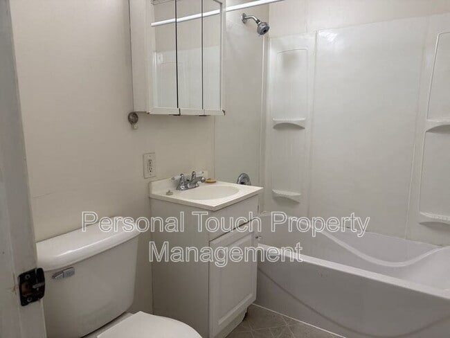 Building Photo - 1828 14th St S