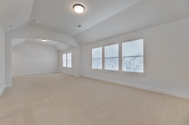 Building Photo - 545 Goose Lake Dr