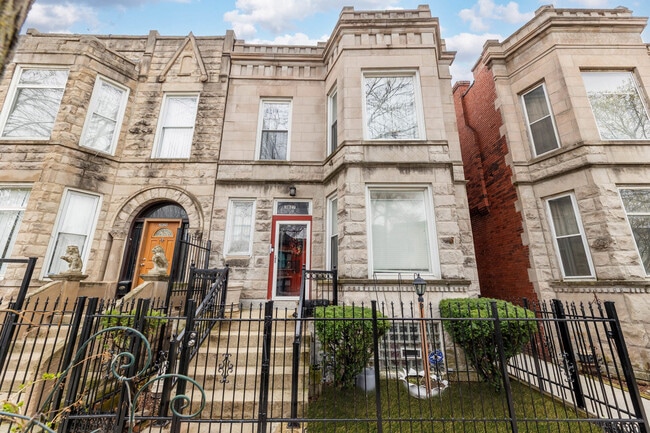 Building Photo - 3827 W Flournoy St